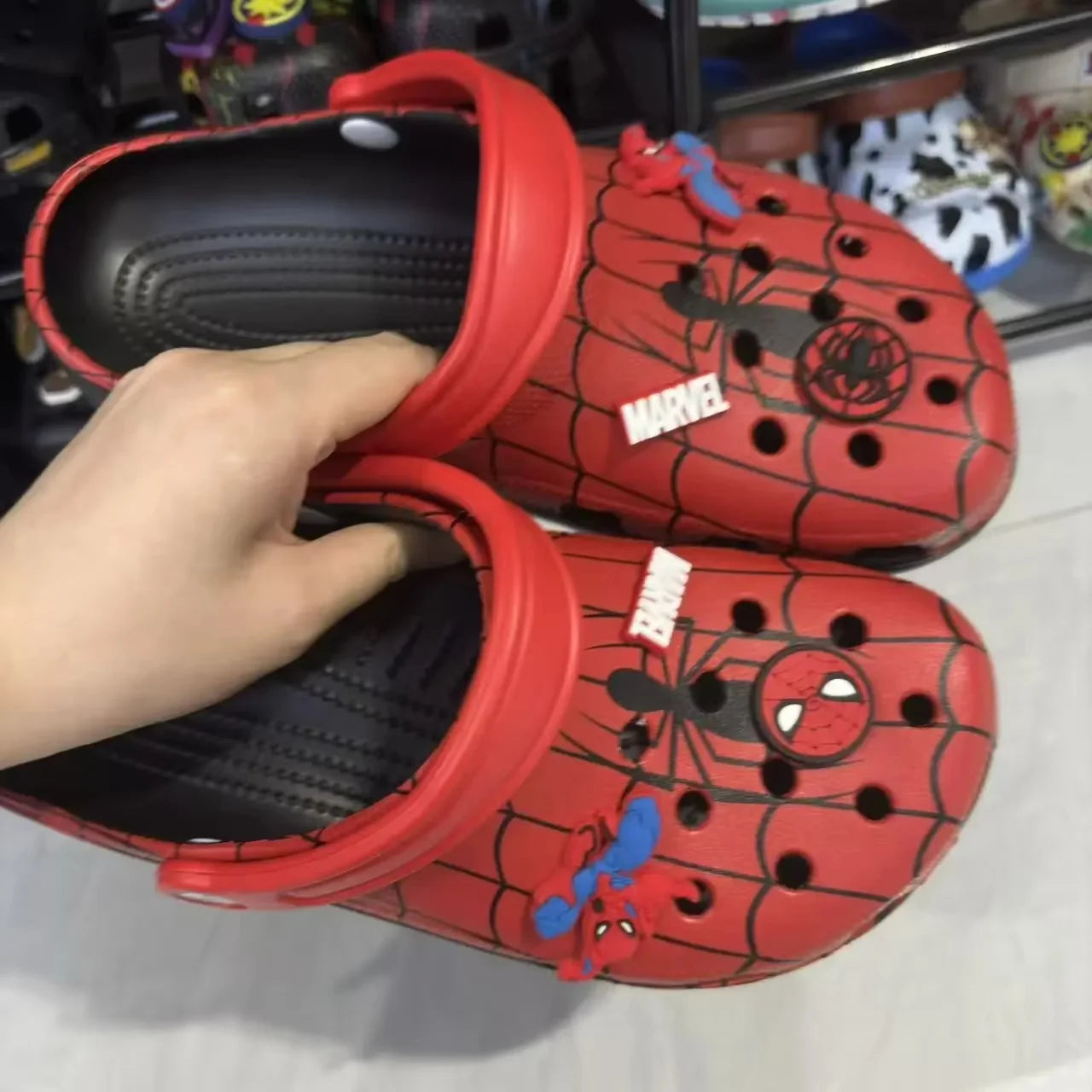 Spiderman Breathable Hole Sandals Cute Cartoon Anti-Slip Slippers for Adults Summer Indoor Outdoor Beach Shoes